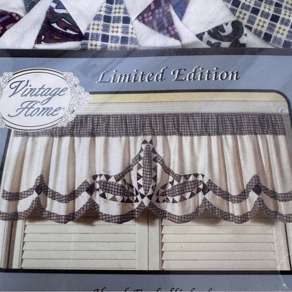 90’s Vintage Cozy Cottagecore Farmhouse Quilted Valance Curtain  60” x 14” New